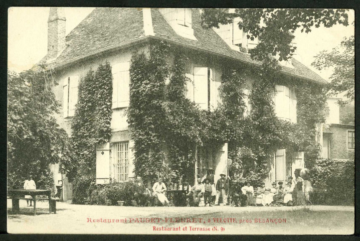 Restaurant Pauset-Fleuret, à Velotte, près Besançon. Restaurant et terrasse