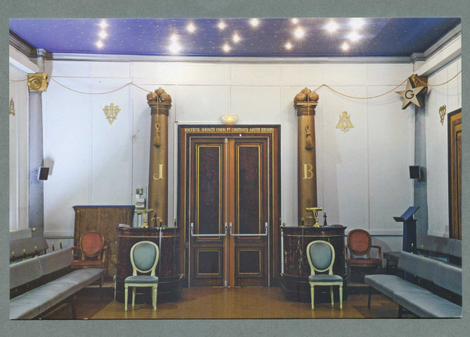 Intérieur.