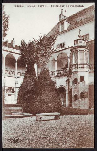 Intérieur de l'hôpital