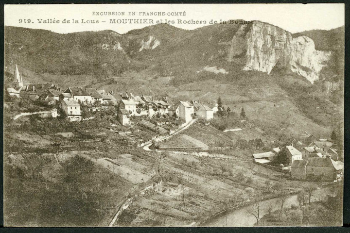 Vue générale et les rochers de la Baume