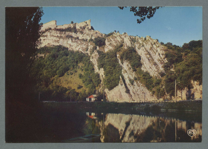 La citadelle vue depuis le faubourg de Tarragnoz