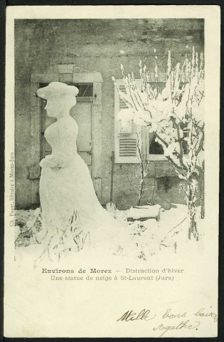 Une statue de neige