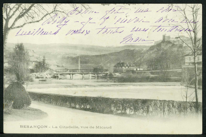 La citadelle vue de la promenade Micaud