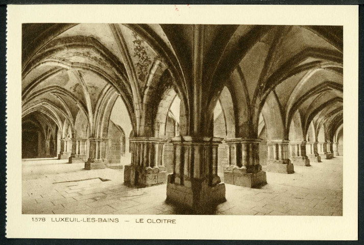 Le cloître