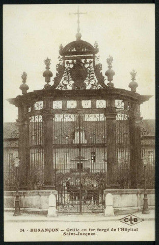 Grille en fer forgé de l'hôpital