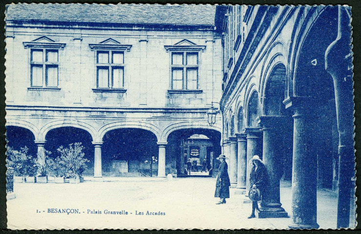 Les arcades du palais Granvelle