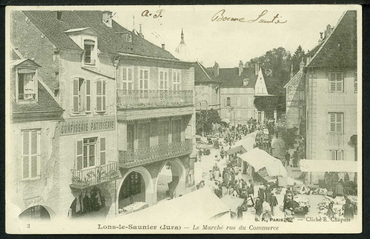 Le marché, rue du Commerce