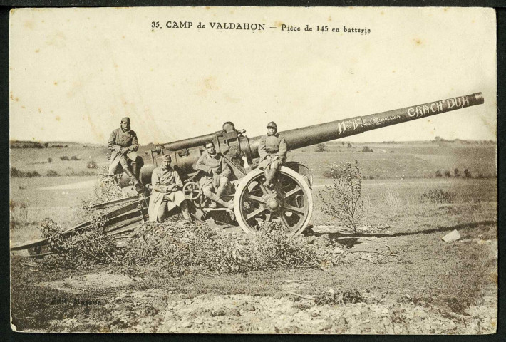 Pièce de 145 en batterie