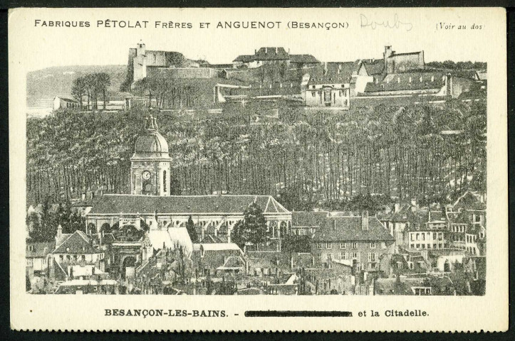 La citadelle vue du clocher de Saint-Pierre