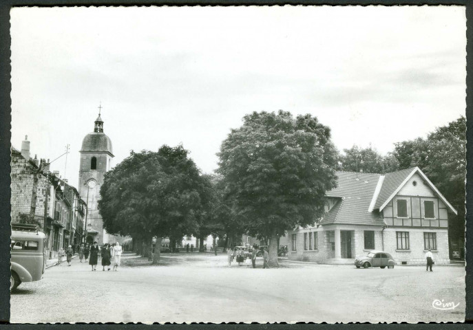 La place et la poste