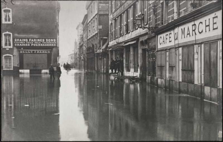 Rue Gustave Courbet, inondations 1910