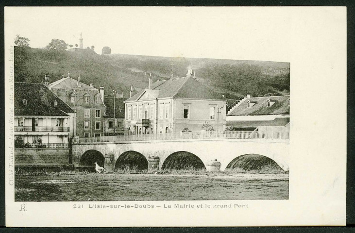 Le grand pont et la mairie