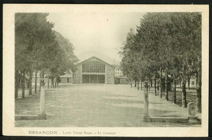 Lycée Victor Hugo, le gymnase