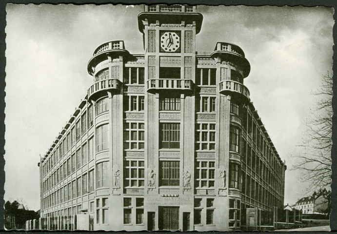 Ecole nationale d'horlogerie, architecte Guadet