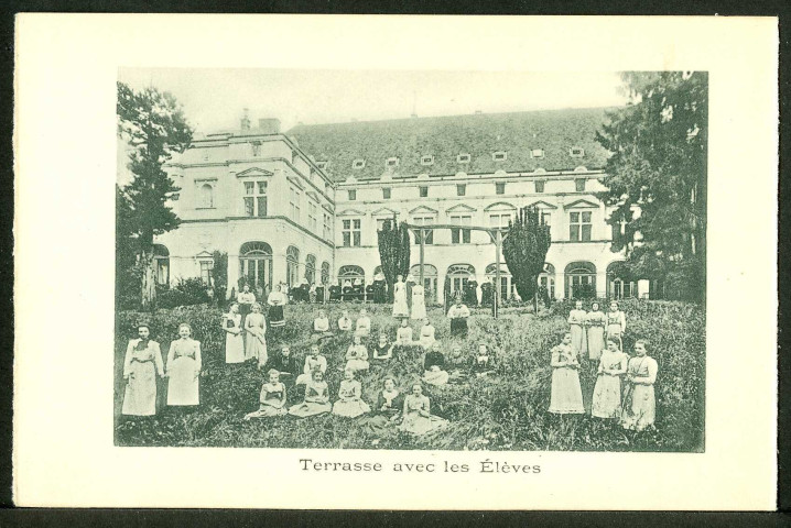 Pensionnat Notre-Dame du Sacré Coeur, terasse