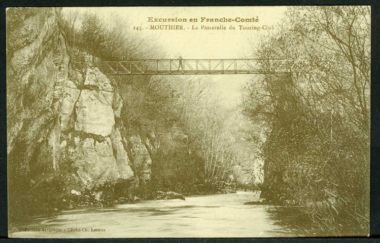 Passerelle du T.C.F., conduisant à la grotte de Beaumarchais