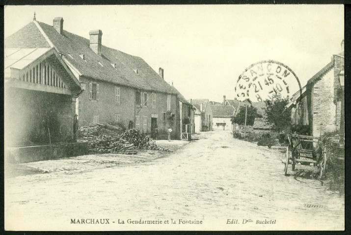 La gendarmerie et la fontaine