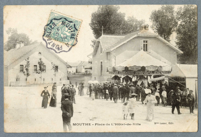 Place de l'Hôtel-de-Ville