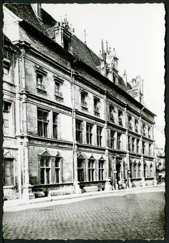 Façade du palais Granvelle