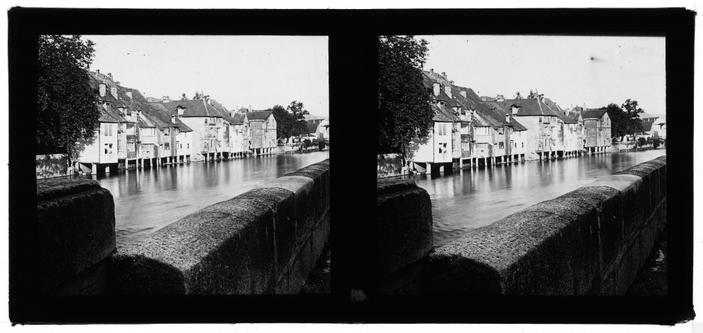 Maisons sur la Loue