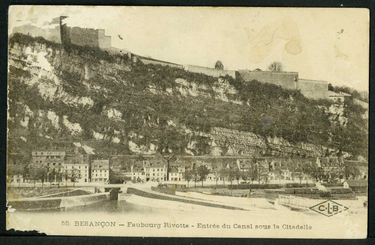 Entrée du canal sous la citadelle, faubourg Rivotte
