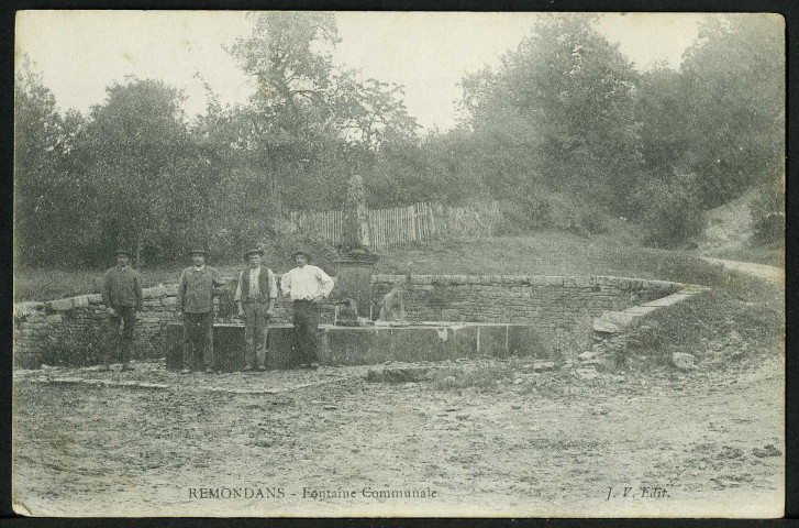 La fontaine communale