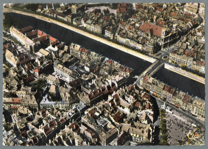 Vue aérienne - La Grande Rue, le Pont Battant, la Madeleine