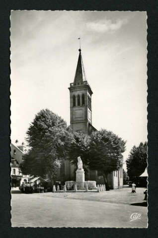 Le monument aux morts et le temple protestant