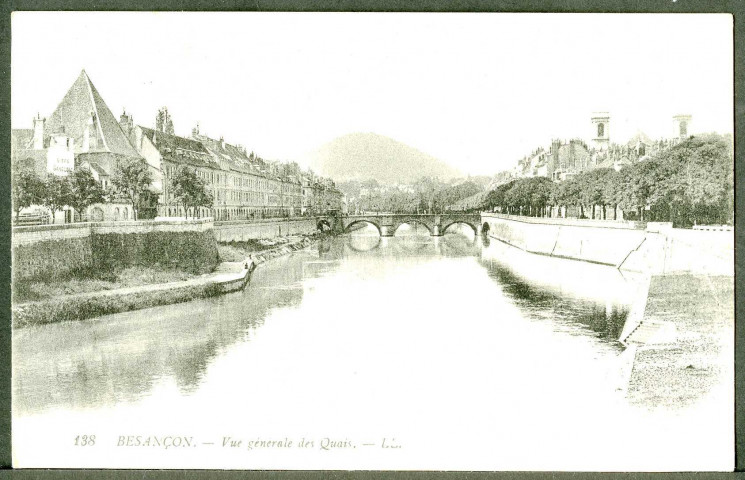 Vue générale des quais