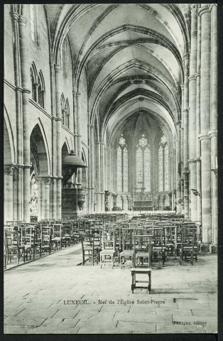 Nef de l'église Saint-Pierre
