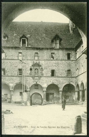 Cour de l'ancien couvent des Ursulines