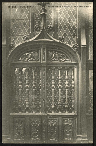 Porte de la chapelle des Trois Rois