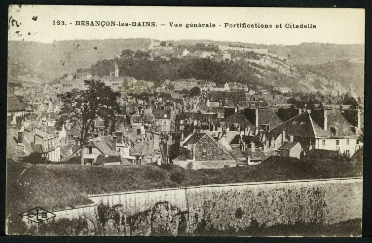 Vue générale, les fortifications et la citadelle