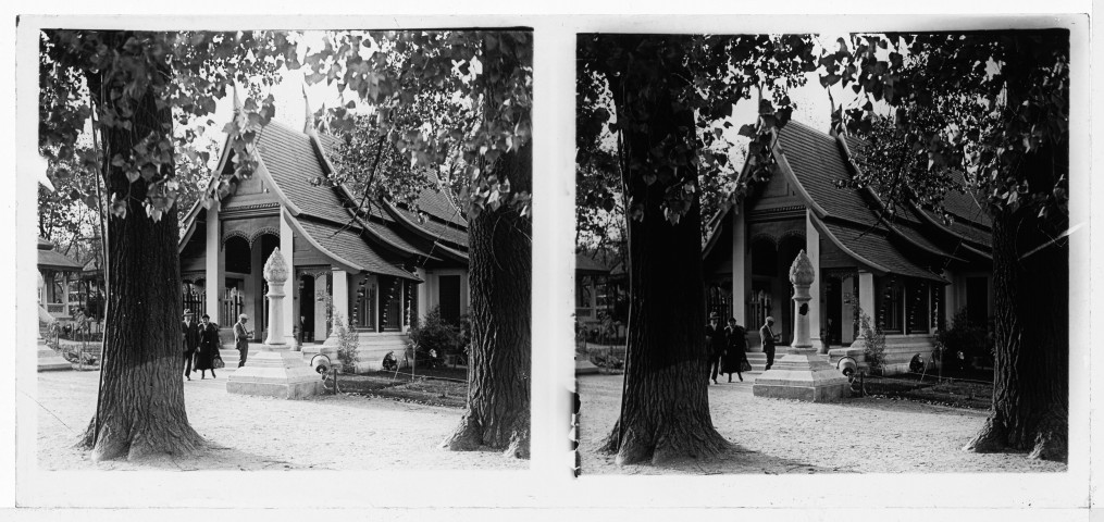 Pavillon de style asiatique
