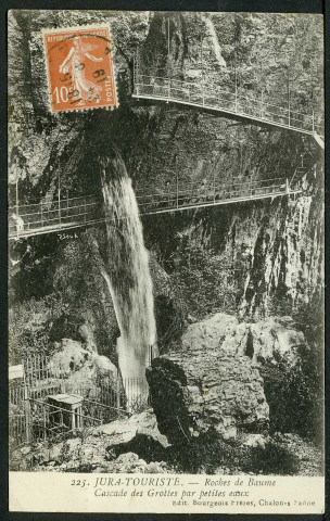 Cascade des grottes par petites eaux