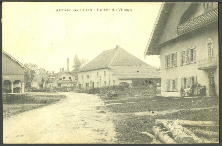 Entrée du village