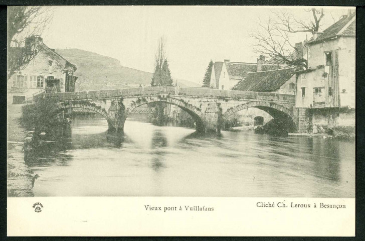 Vieux pont sur la Loue