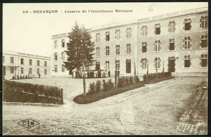 Vue des casernes et de la manutention