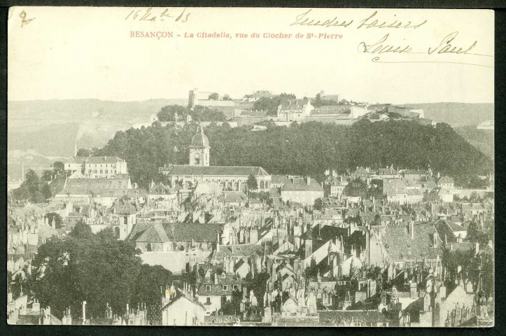 La citadelle vue du clocher de Saint-Pierre