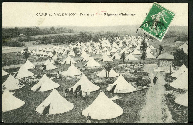 Vue générale des tentes