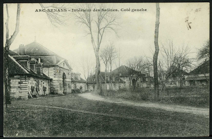 Intérieur des salines, coté gauche