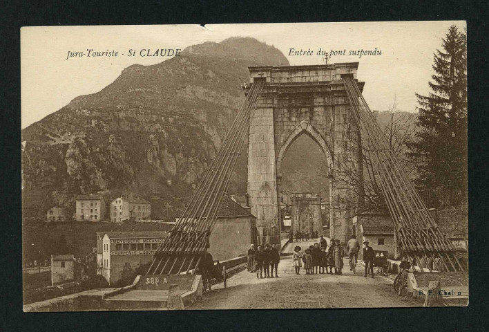 Entrée du pont suspendu