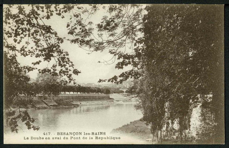 Le Doubs en aval du pont de la République