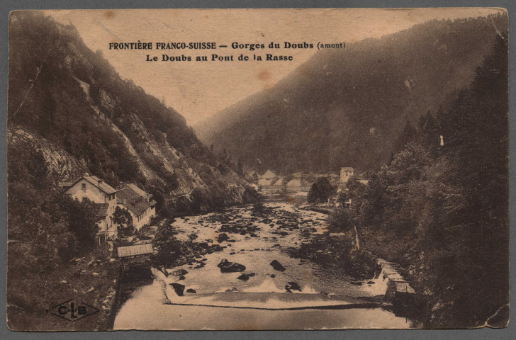 Gorges du Doubs. Le Doubs au pont de la Rasse