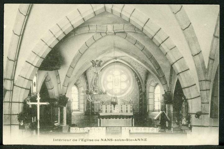 Intérieur de l'église