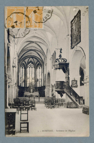 Intérieur de l'église