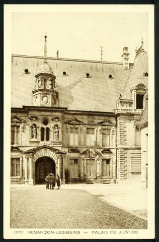 Le palais de justice, façade sur la rue Sambin