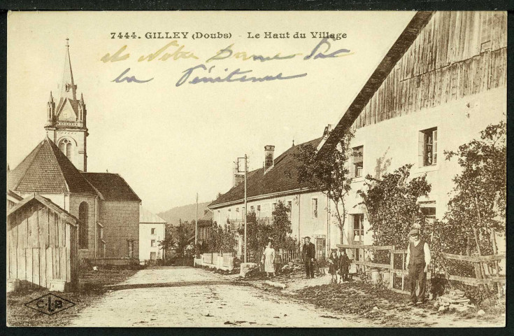 Le haut du village