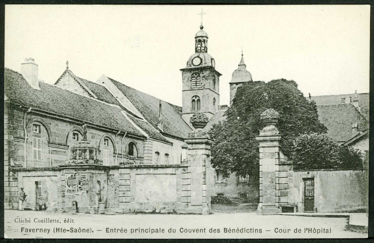 Entrée principale du couvent des bénédictins, cour de l'hôpital