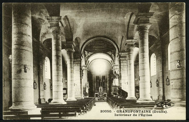 Intérieur de l'église
